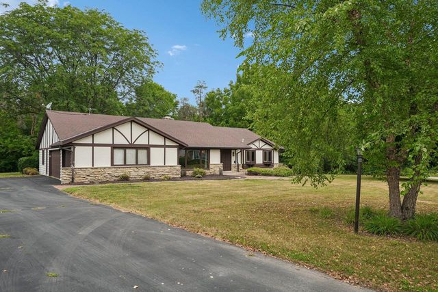 3665 Shadybrook PLACE, Brookfield, WI 53005