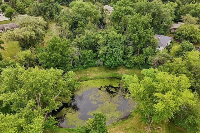 3665 Shadybrook PLACE, Brookfield, WI 53005