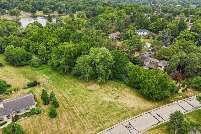3665 Shadybrook PLACE, Brookfield, WI 53005