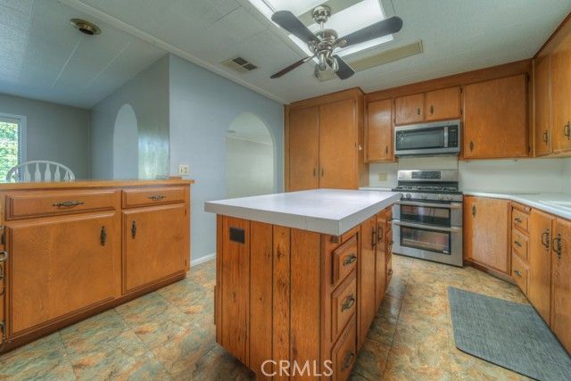 38023 Via Vela, Murrieta, CA 92563