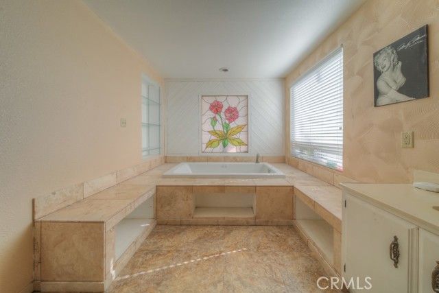 38023 Via Vela, Murrieta, CA 92563