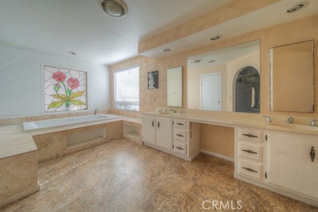 38023 Via Vela, Murrieta, CA 92563