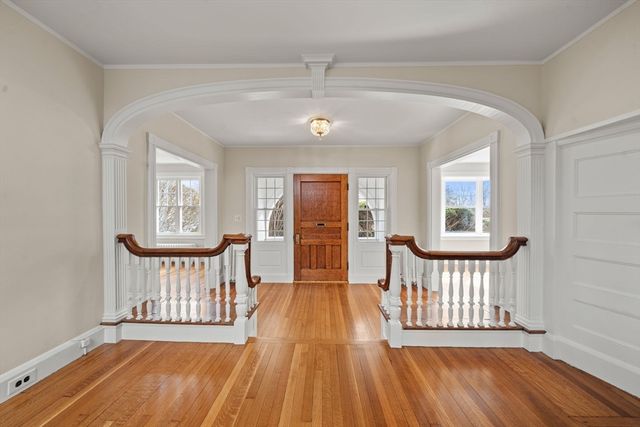 60 Powder House Rd, Medford, MA 02155