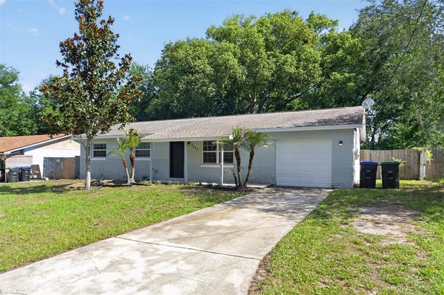 5825 LULLABY LANE, Orlando, FL 32810