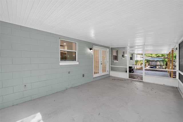 5825 LULLABY LANE, Orlando, FL 32810