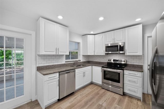 5825 LULLABY LANE, Orlando, FL 32810