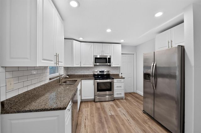 5825 LULLABY LANE, Orlando, FL 32810