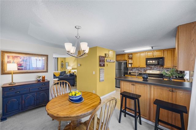 369 Cameco Circle, Salina, NY 13090
