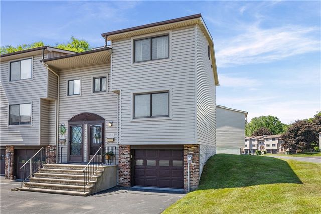 369 Cameco Circle, Salina, NY 13090