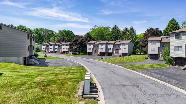 369 Cameco Circle, Salina, NY 13090