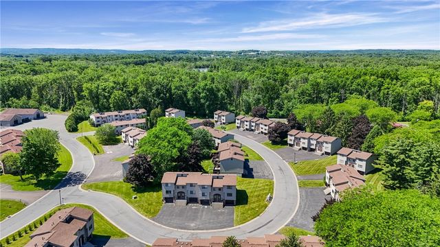 369 Cameco Circle, Salina, NY 13090