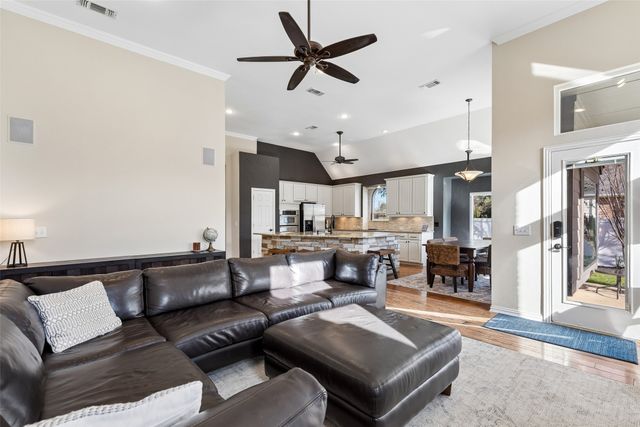 5912 Osprey Court, The Colony, TX 75056