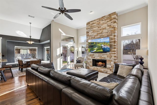 5912 Osprey Court, The Colony, TX 75056