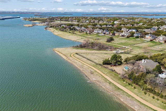 5912 Osprey Court, The Colony, TX 75056