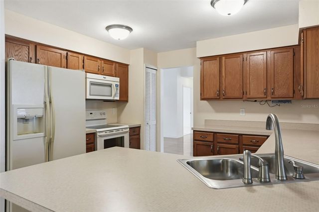 5303 LAS FLORES VIADUCT, New Port Richey, FL 34655