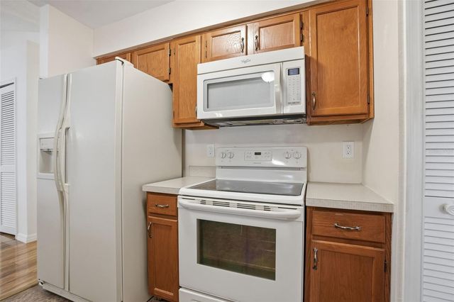 5303 LAS FLORES VIADUCT, New Port Richey, FL 34655