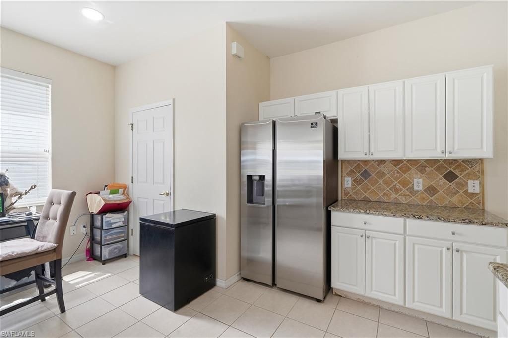 1148 Oxford LN, NAPLES, FL 34105 — photo 5