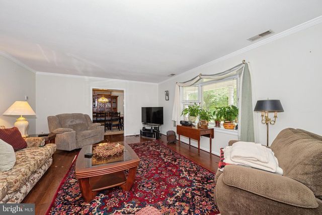 8953 GUE RD, Damascus, MD 20872