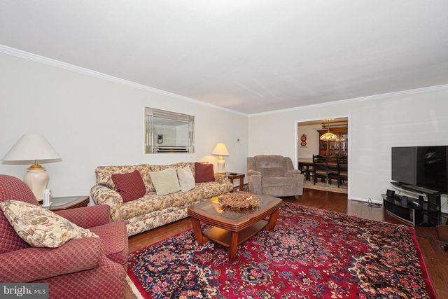 8953 GUE RD, Damascus, MD 20872