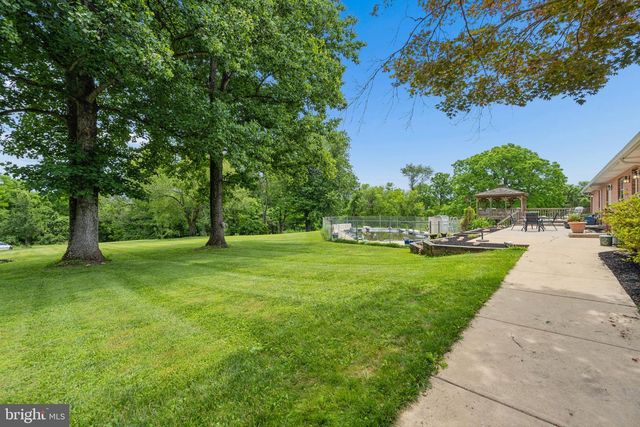 8953 GUE RD, Damascus, MD 20872