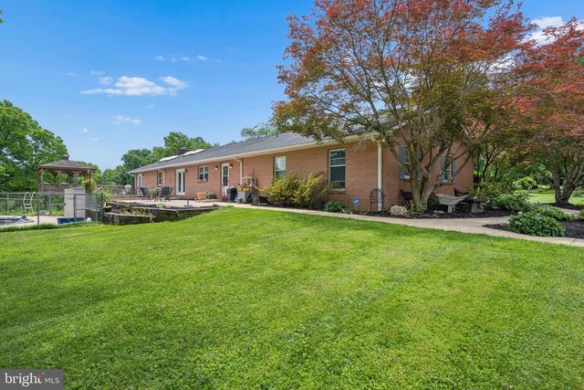 8953 GUE RD, Damascus, MD 20872