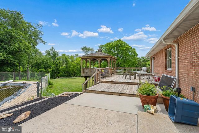 8953 GUE RD, Damascus, MD 20872