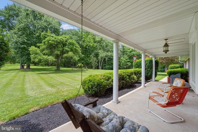 8953 GUE RD, Damascus, MD 20872