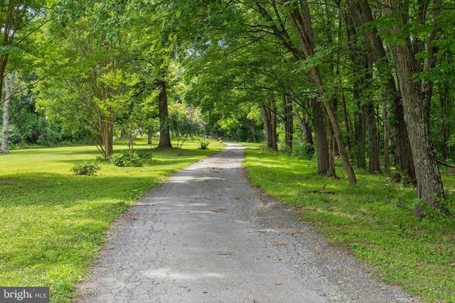 8953 GUE RD, Damascus, MD 20872