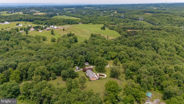 8953 GUE RD, Damascus, MD 20872