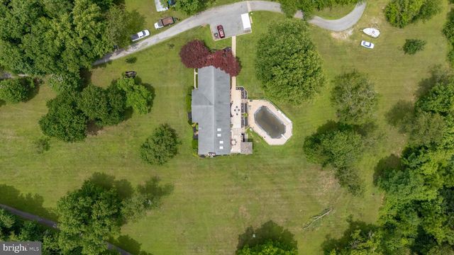 8953 GUE RD, Damascus, MD 20872