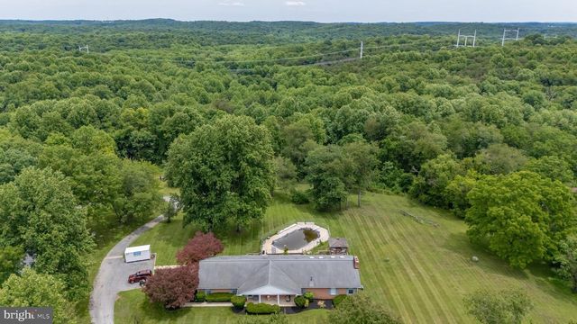 8953 GUE RD, Damascus, MD 20872