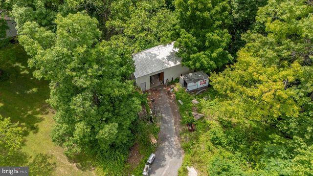 8953 GUE RD, Damascus, MD 20872