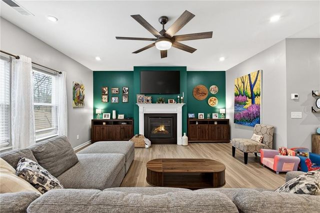 133 Lynwood Lane, Ball Ground, GA 30107