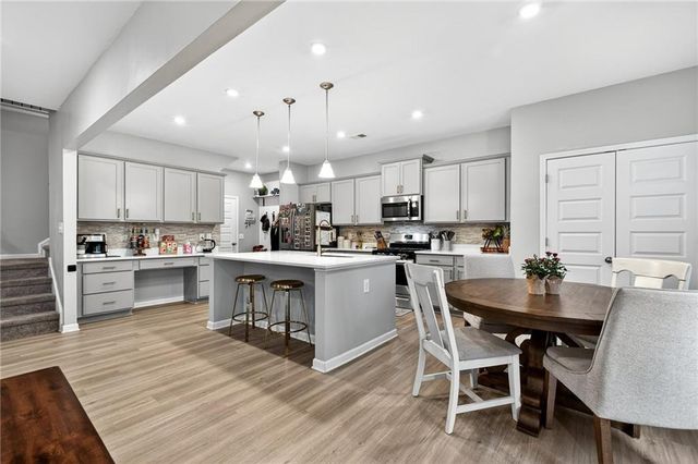 133 Lynwood Lane, Ball Ground, GA 30107