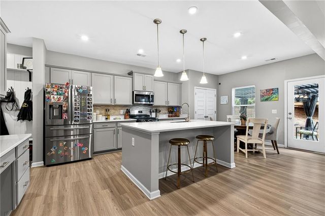 133 Lynwood Lane, Ball Ground, GA 30107