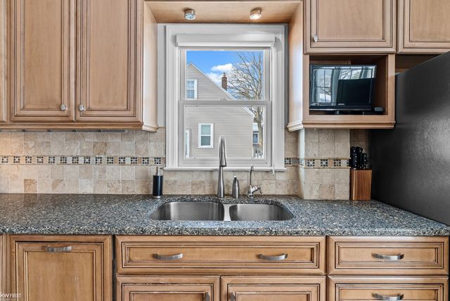 11829 Stuart Street, Grand Blanc, MI 48439