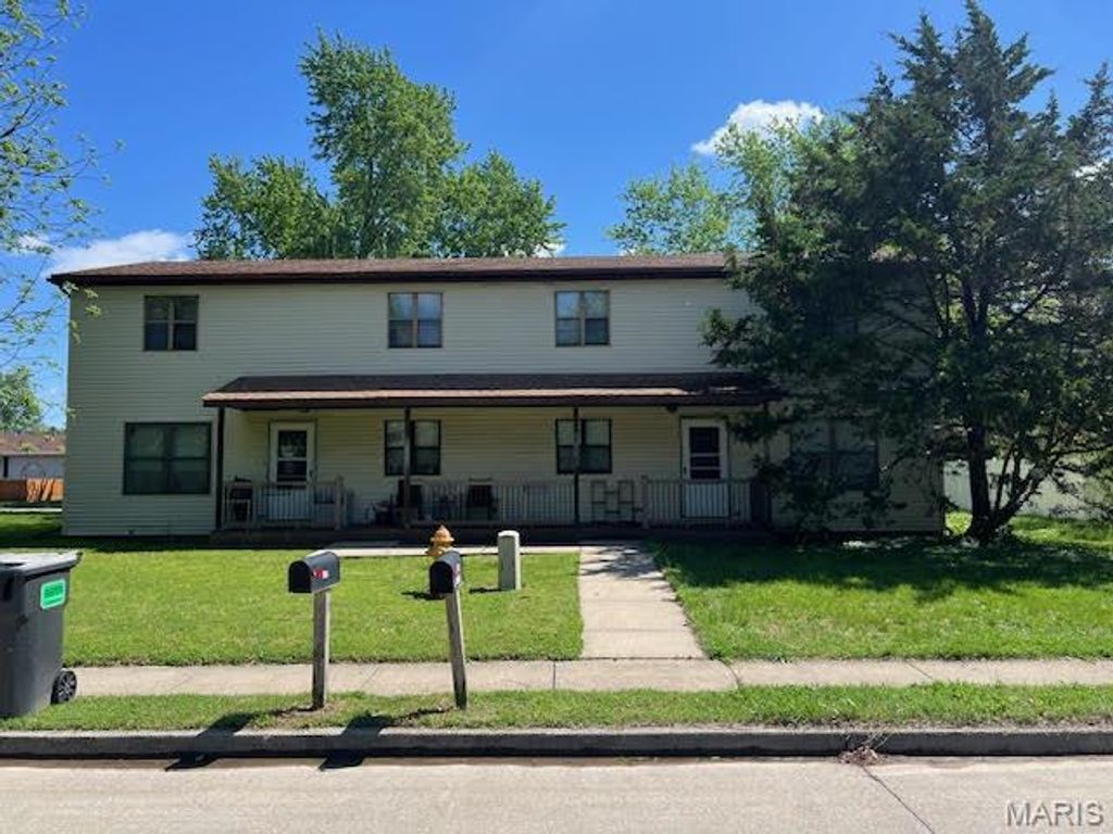 406-408 N County Road 406-408, Mascoutah, IL 62258