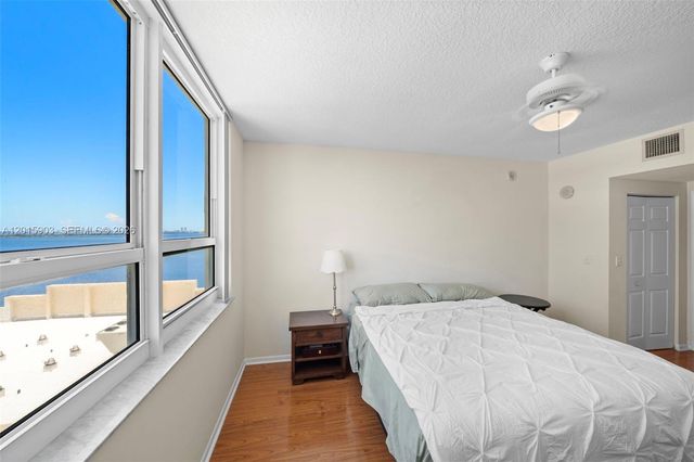 2000 N Bayshore Dr 1005, Miami, FL 33137
