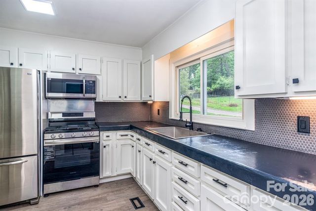 3205 Weston Avenue, Gastonia, NC 28052