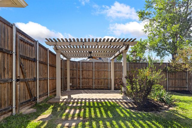 1500 Mission Ridge Trail, Carrollton, TX 75007