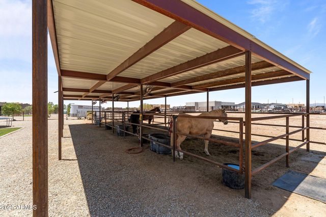 20312 W MELANIE Drive, Wittmann, AZ 85361