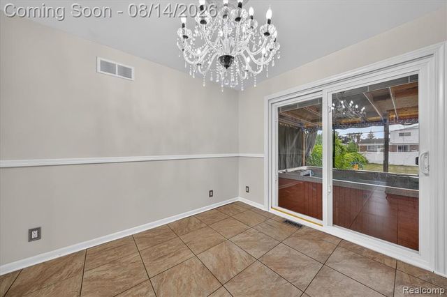 33124 Breckenridge Drive, Sterling Heights, MI 48310