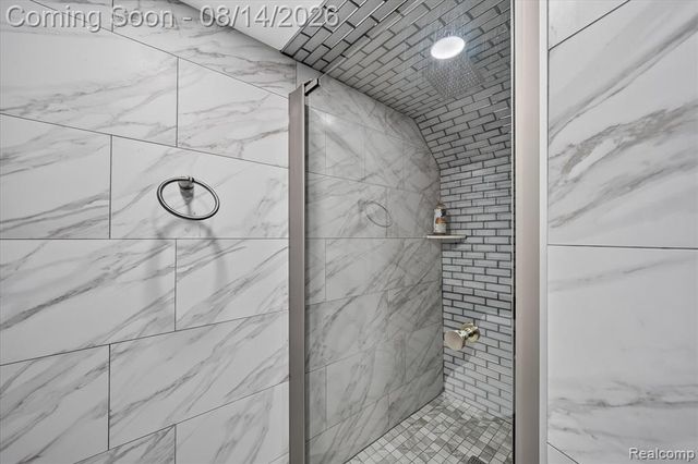 33124 Breckenridge Drive, Sterling Heights, MI 48310