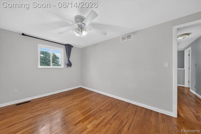 33124 Breckenridge Drive, Sterling Heights, MI 48310