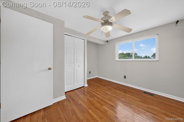 33124 Breckenridge Drive, Sterling Heights, MI 48310