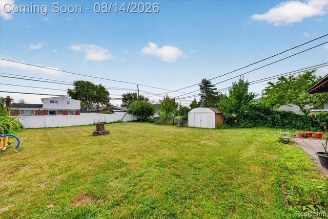33124 Breckenridge Drive, Sterling Heights, MI 48310