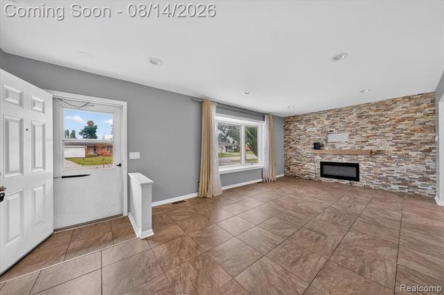 33124 Breckenridge Drive, Sterling Heights, MI 48310