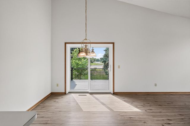 14799 Endicott Way, Apple Valley, MN 55124