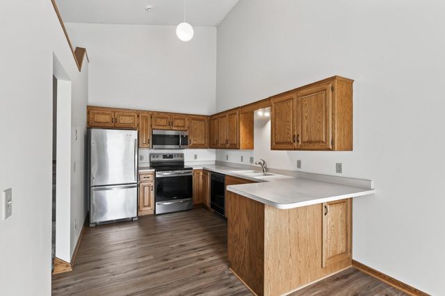 14799 Endicott Way, Apple Valley, MN 55124