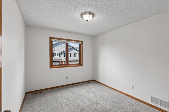 14799 Endicott Way, Apple Valley, MN 55124